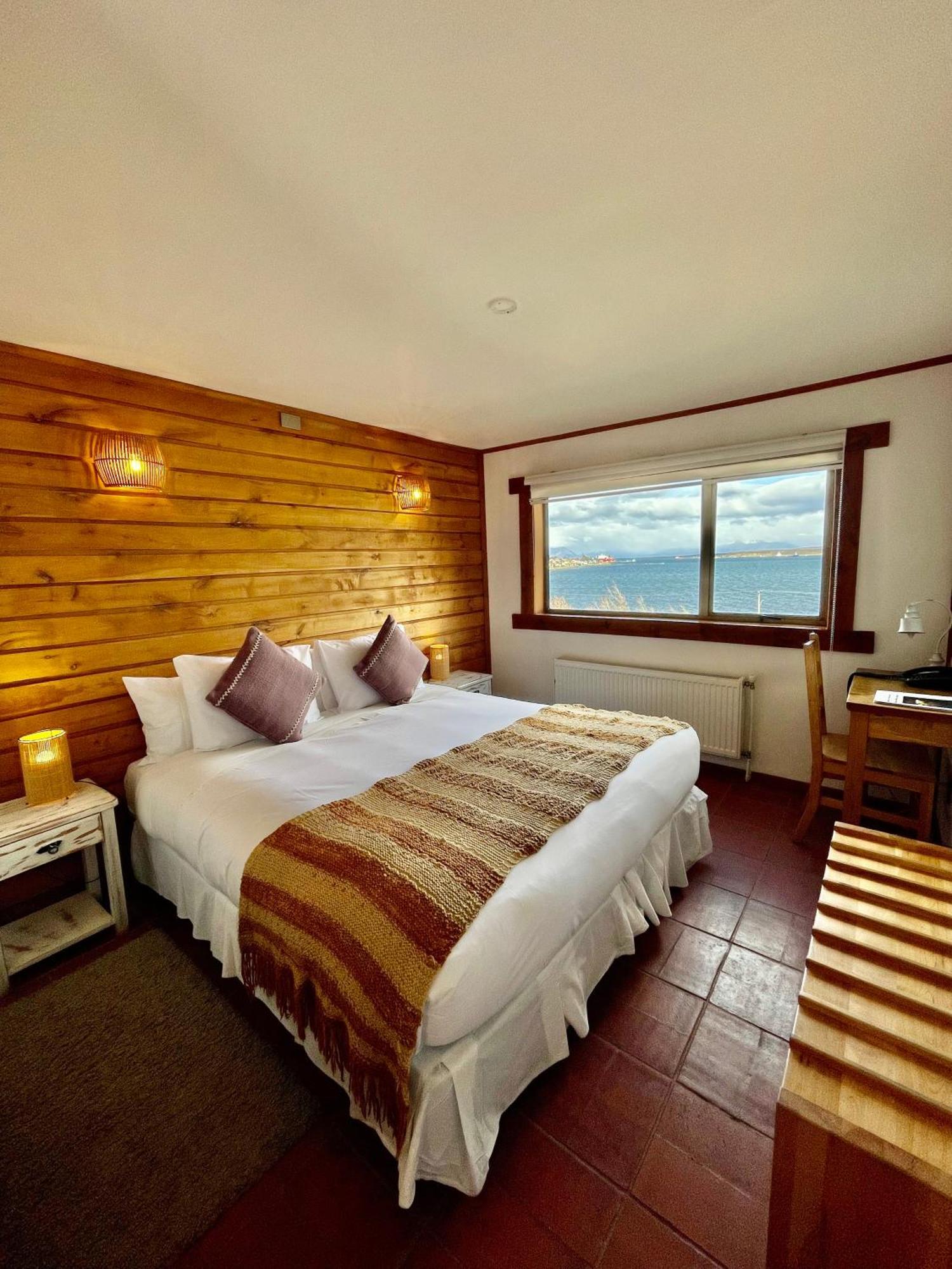 Weskar Lodge Hotel Puerto Natales Exterior foto