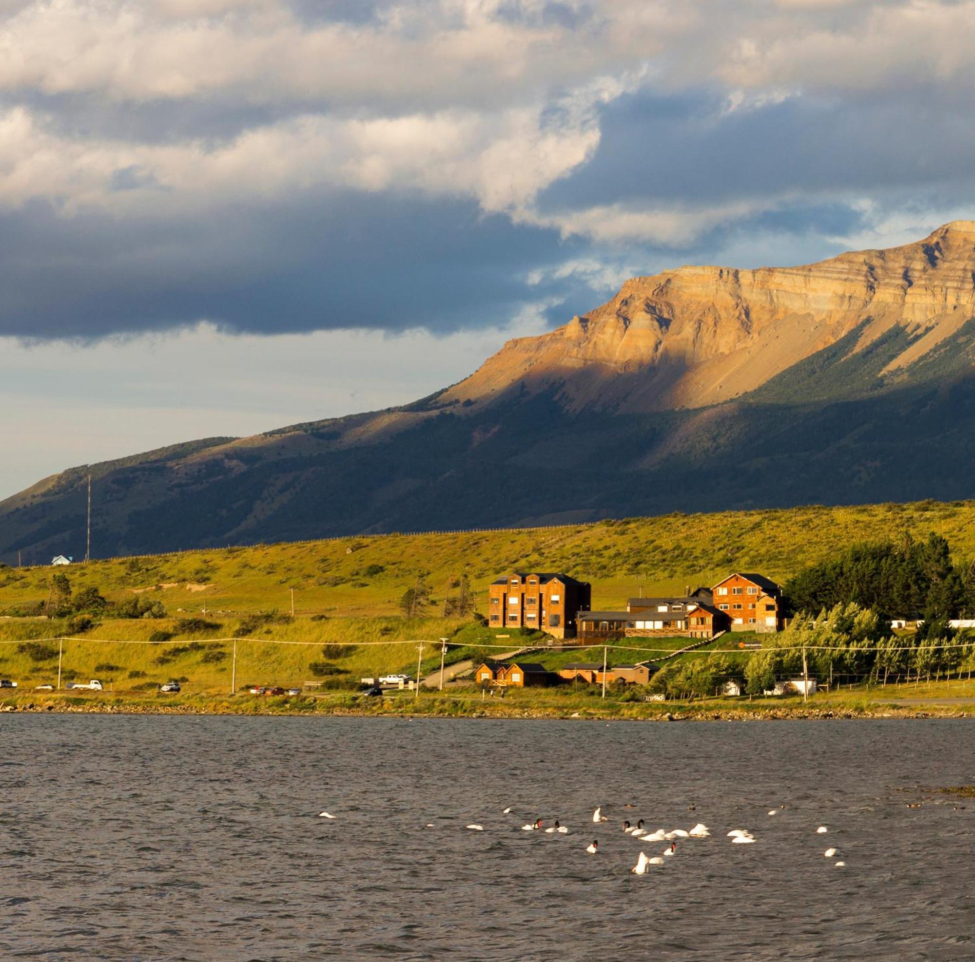 Weskar Lodge Hotel Puerto Natales Exterior foto